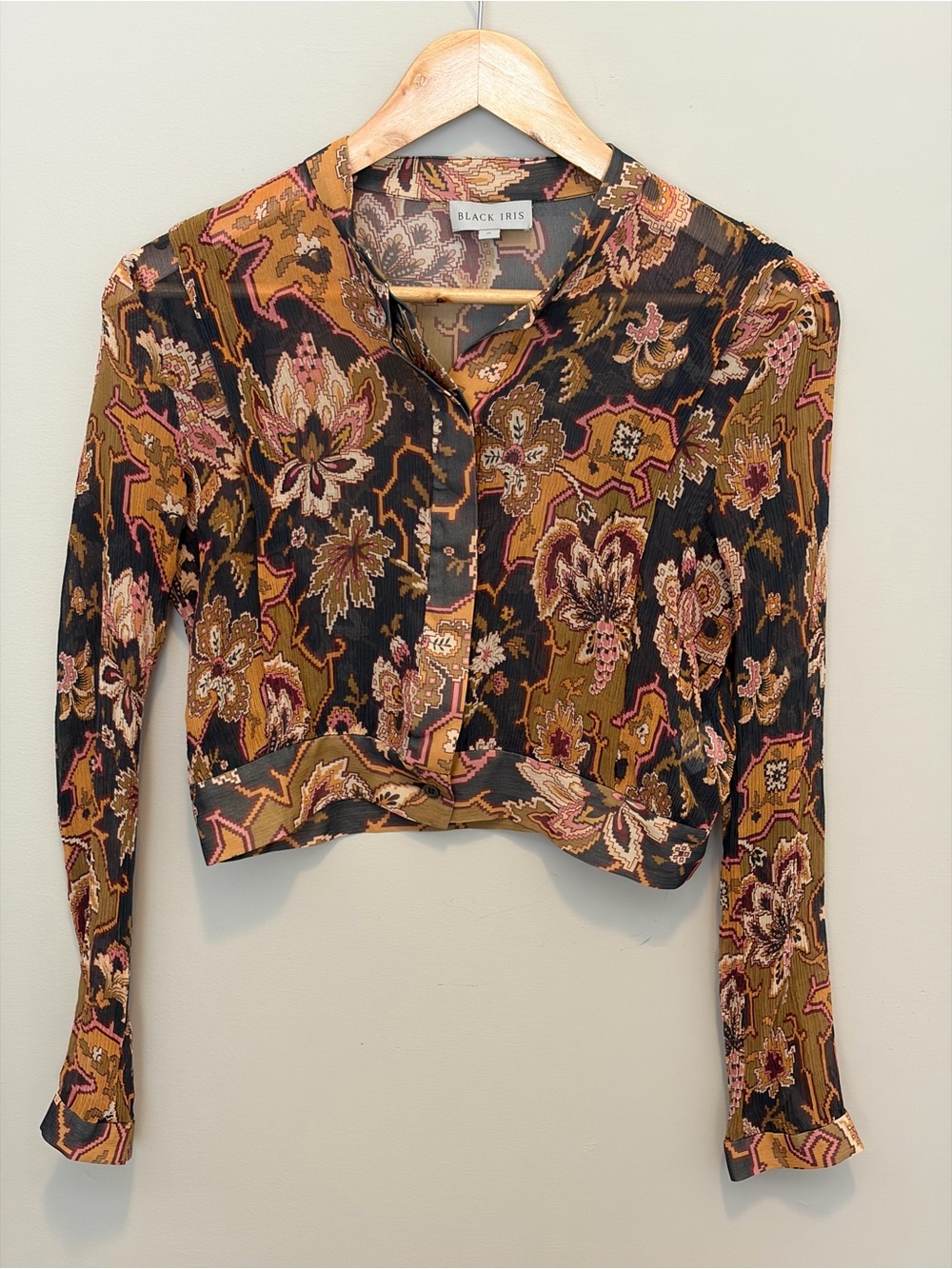 Black Iris Floral Button-Front Blouse